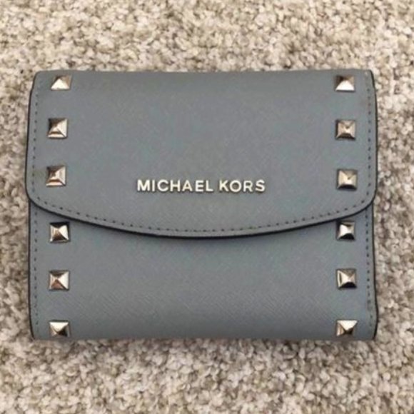 Michael Kors Wallet - Picture 1 of 6
